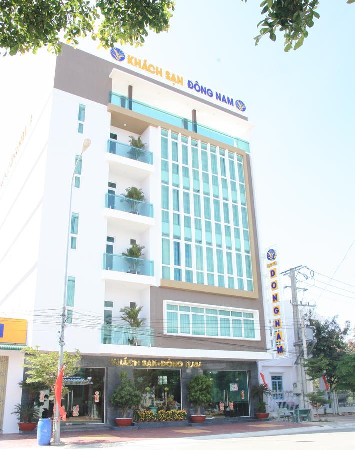 Dong Nam Hotel Phan Rang Bagian luar foto
