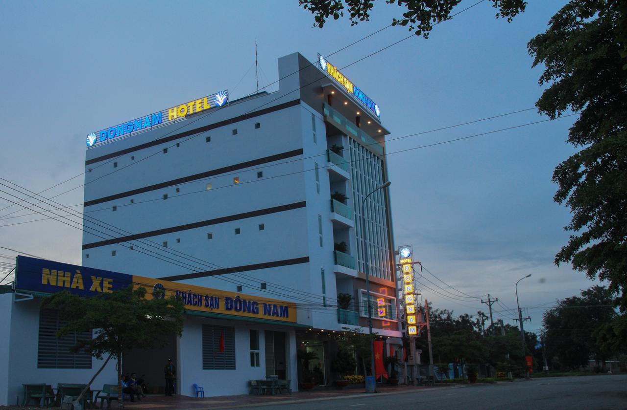 Dong Nam Hotel Phan Rang Bagian luar foto